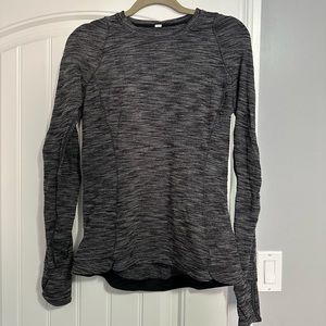 Lululemon Grey long sleeve size 8